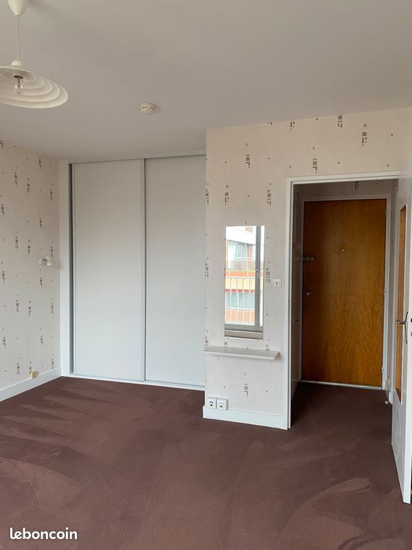 Appartement à louer dans résidence - Poitiers Gibauderie - T1 de 28m2 - Poitiers 86000 (image principale 1)