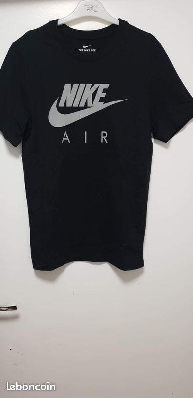 T-shirts nike neuf (image 2)