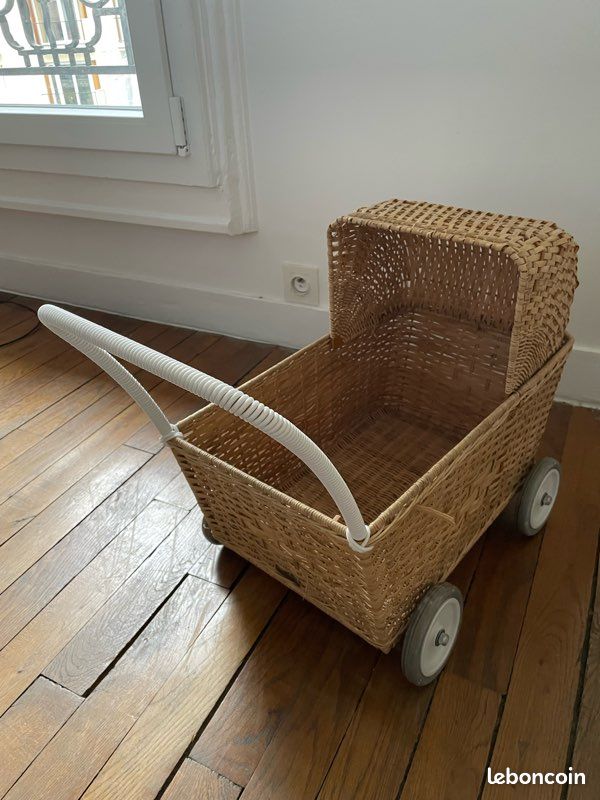 Vintage Wicker Gumtree Dolls Pram Antique Vintage Doll Carriage