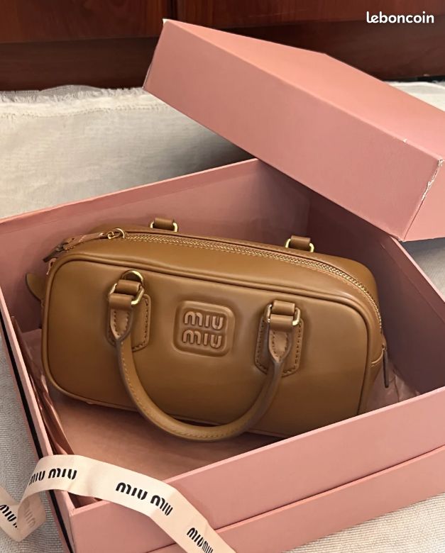Miumiu bowling handbag (image 7)