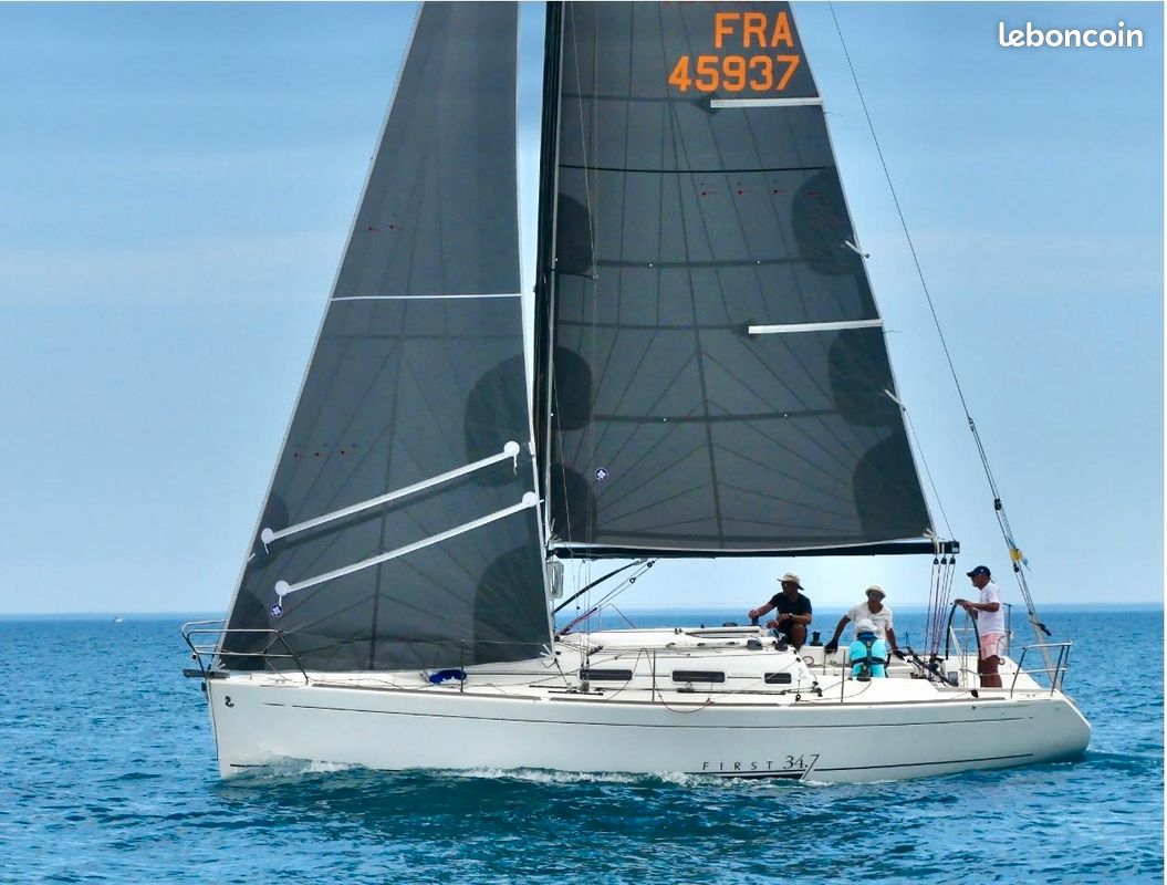 Beneteau First 34.7 — View photo 1