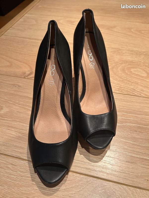 Escarpins Ouverts Talons Compensés Heyraud En Cuir Noir - Taille 38 - Occasion Bon État