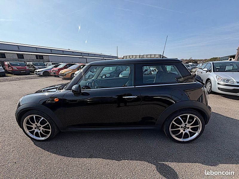 Mini MINI ONE 75CH (image 8)