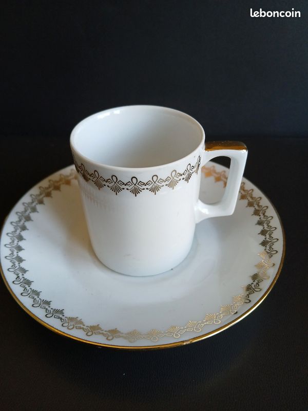 Service à Café Complet 12 Personnes - Porcelaine Bone China Italienne - Tasses 50ml Blanches Fleuries