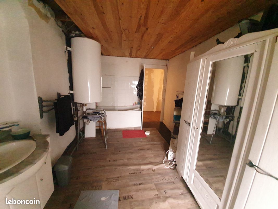 Maison 8 pièces 200 m² - Jarnac 16200 (image principale 14)
