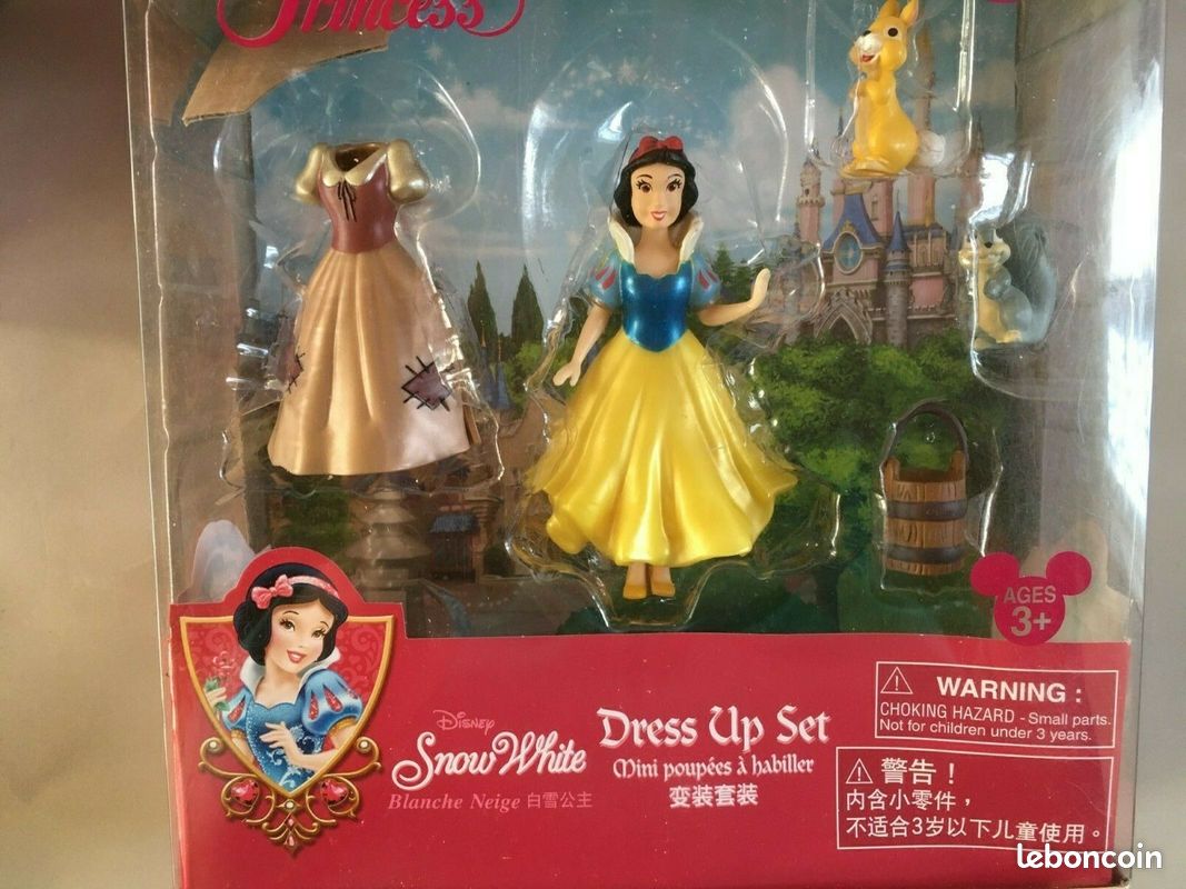 Mini poupée blanche neige à habiller disney disneyland paris Neuf Idée cadeau (image 1)