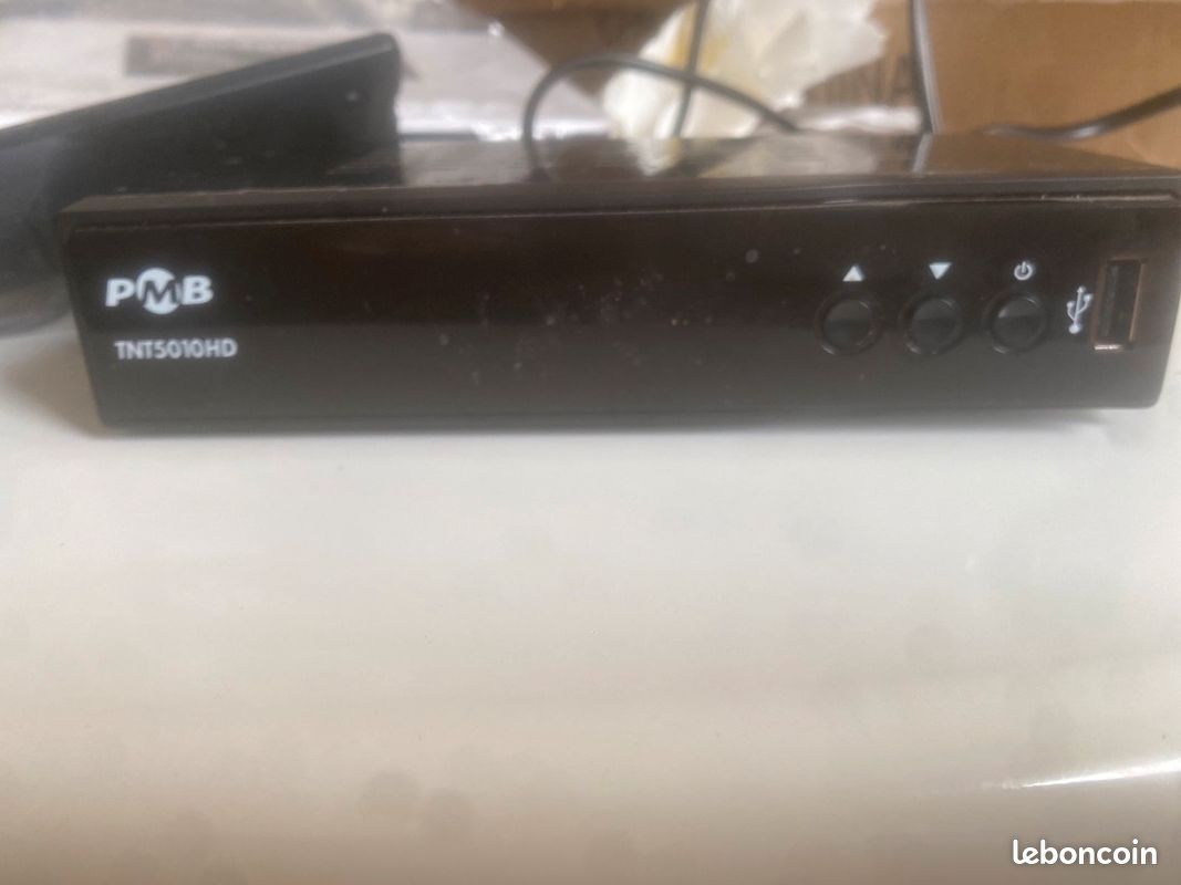 Adapteur tnt (image 1)