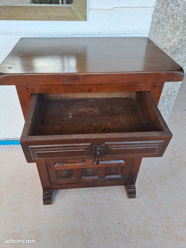 Superbe meuble ancien type coffre en bois massif (image 6)