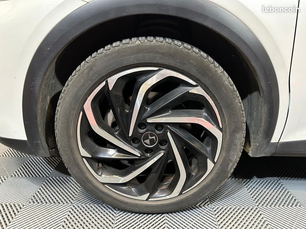 DS DS7 CROSSBACK BUSINESS Hybride E-Tense 1.6L 225CH EAT8 Business (image 32)