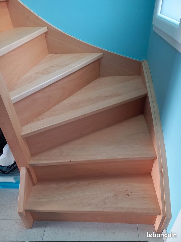 Escalier en hêtre (image 3)