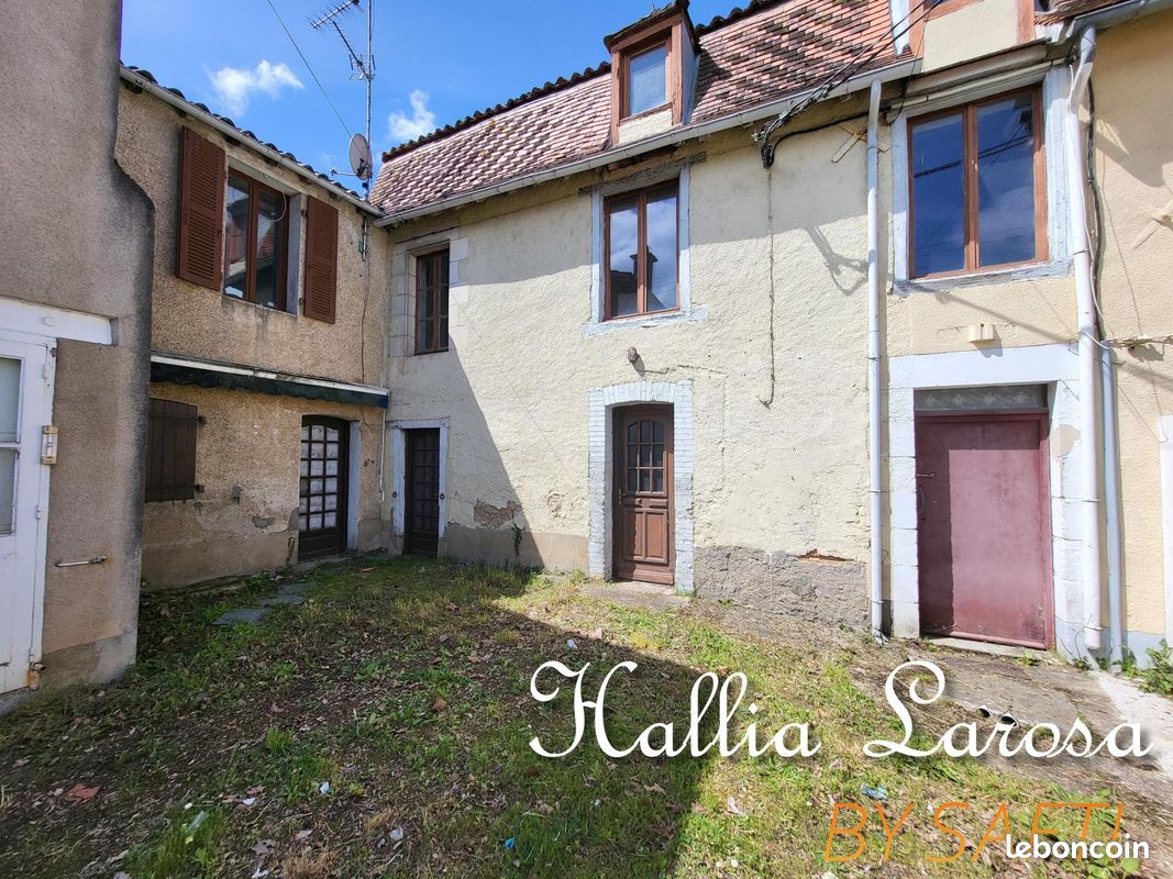 Maison 5 pièces 170 m² · à Montmorillon · 170 m² · 45 000 €
