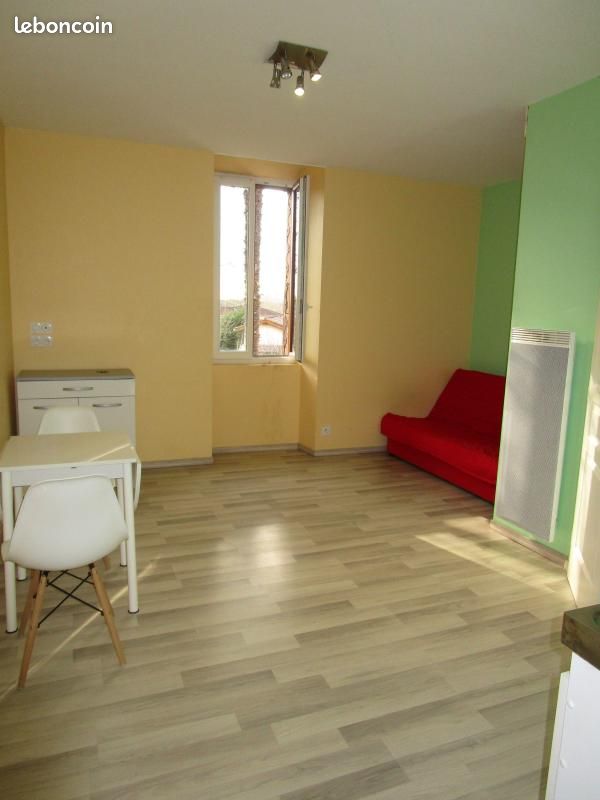Appartement 1 pièce 20 m² · à Riscle · 20 m² · 338 €