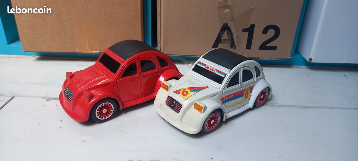VOITURE À FRICTION vintage 2 CV Joustra Racing Team années 70 EUR 9,50 - FR