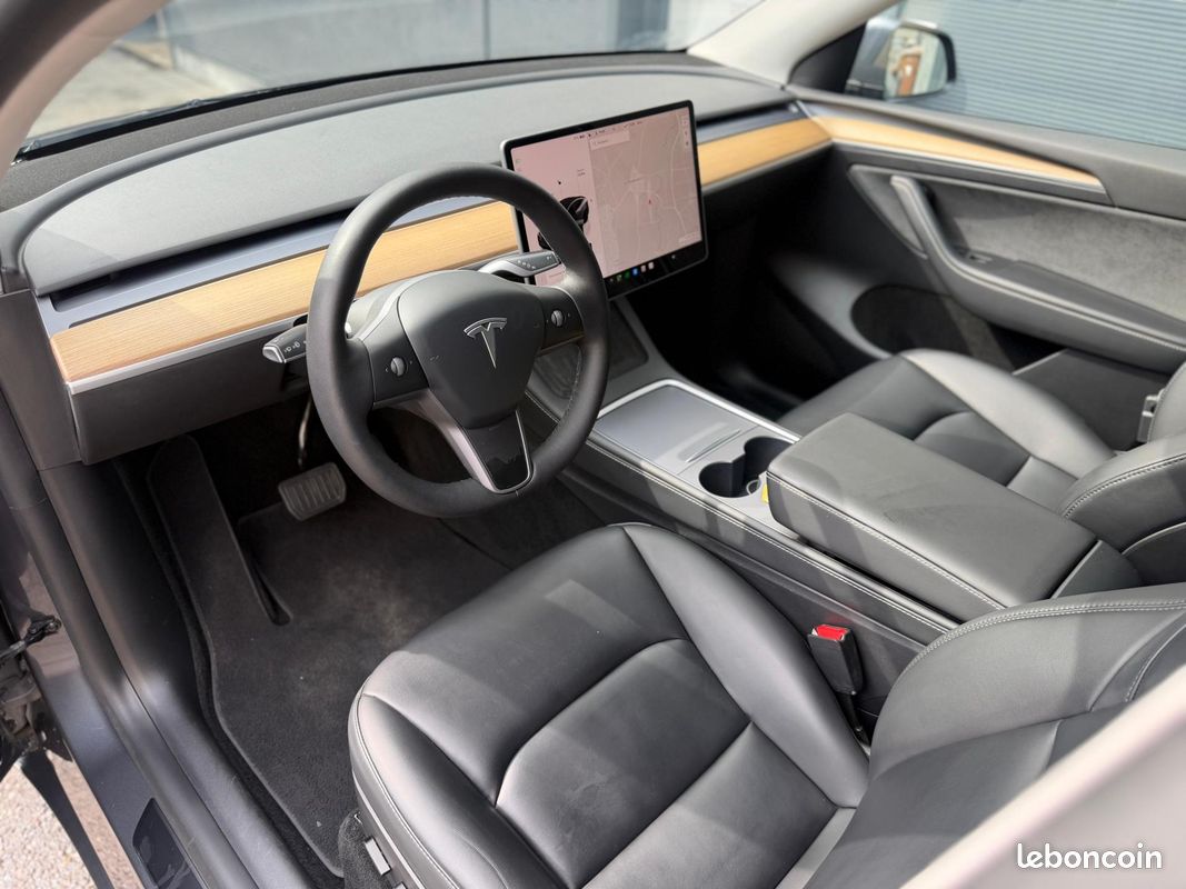 TESLA MODEL Y Long Range AWD Dual Motor SOH 90% (image 11)