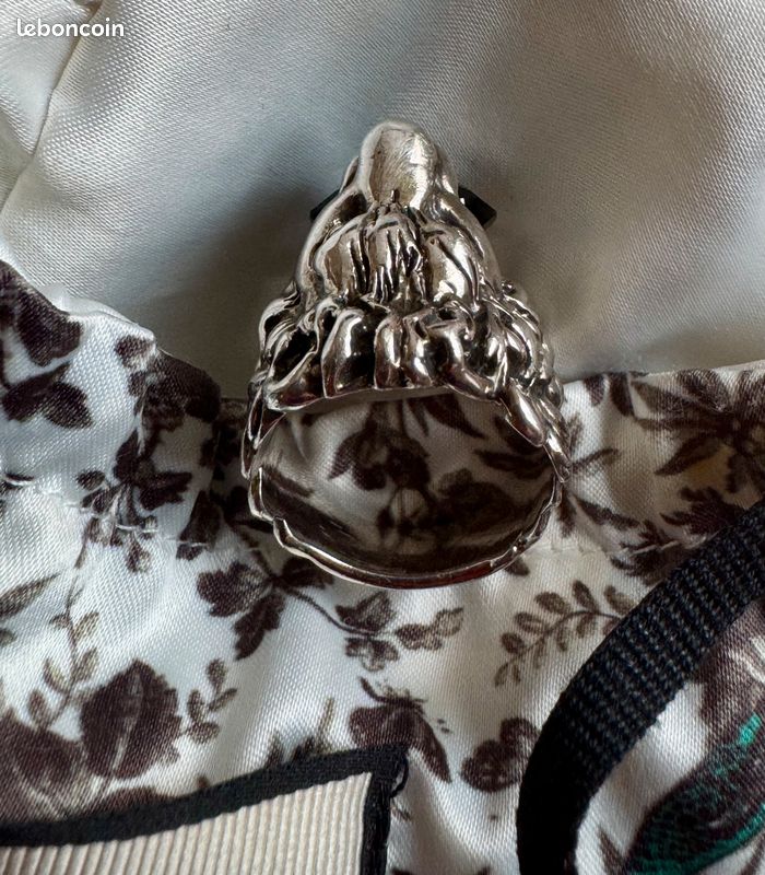 Bague Gucci tête de lion Argent/Cristal Homme Montres Bijoux