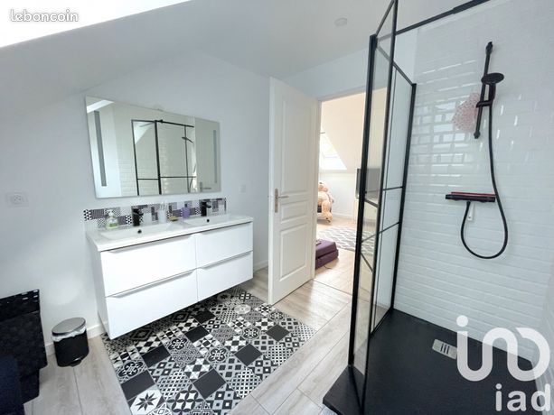 Maison 7 pièces 187 m²