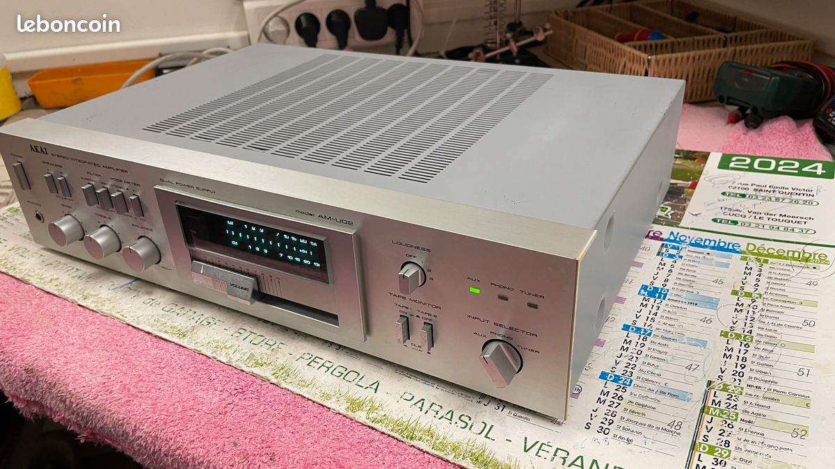 Ampli Akai AM-U02 - Photo, audio & vidéo