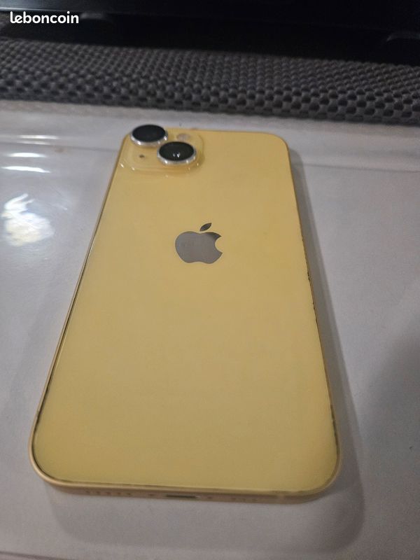 Iphone 14 (image 3)