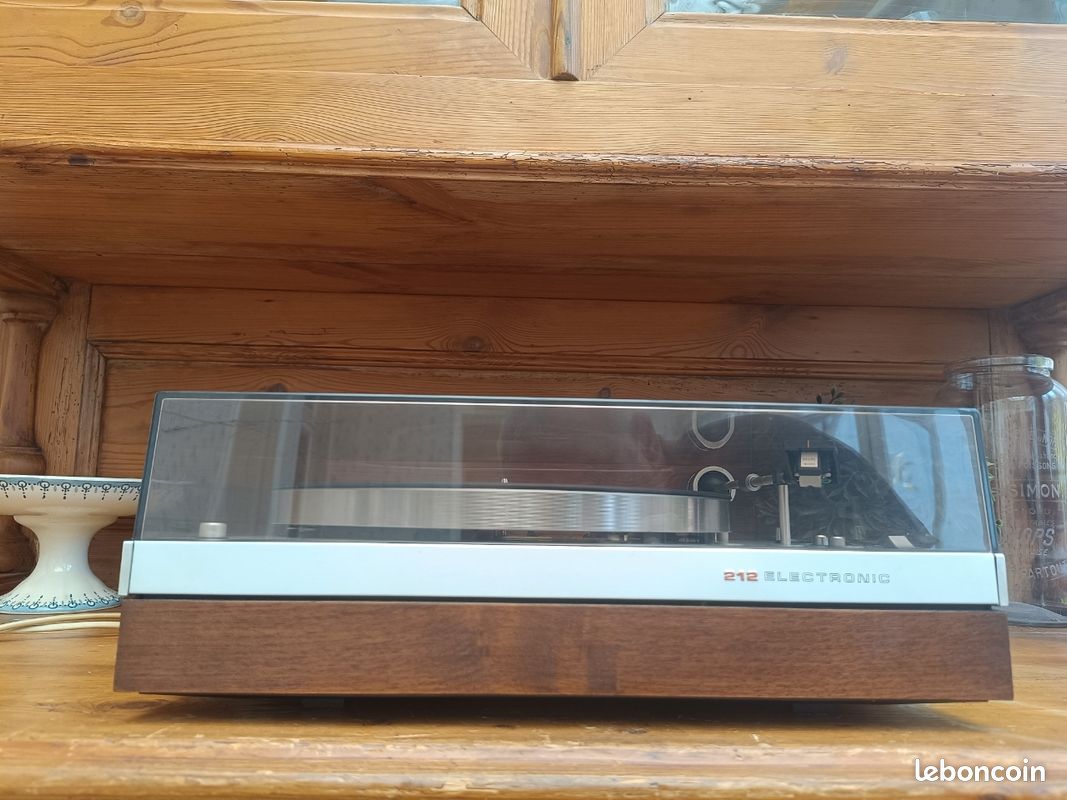 Capot Et Plinthe Pour Platine Vinyle Philips 212 – Occasion, Bon état