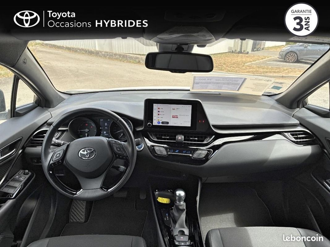 Toyota C-HR 2.0 Hybride 184ch Design Ultimate E-CVT (image 32)