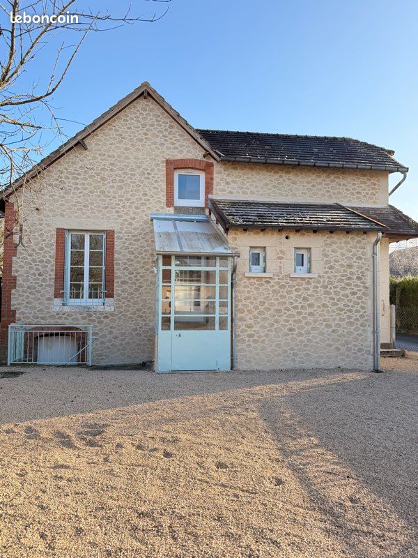 Maison 6 pièces 110 m² · à Cour-Cheverny · 110 m² · 220 000 €