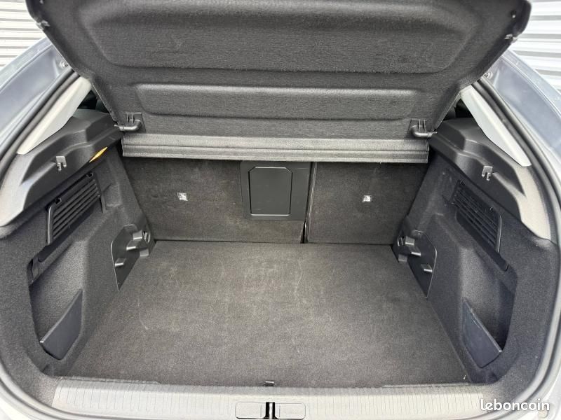 Citroen C4 1.5 BlueHDi 130ch S&S MAX Automatique (image 9)