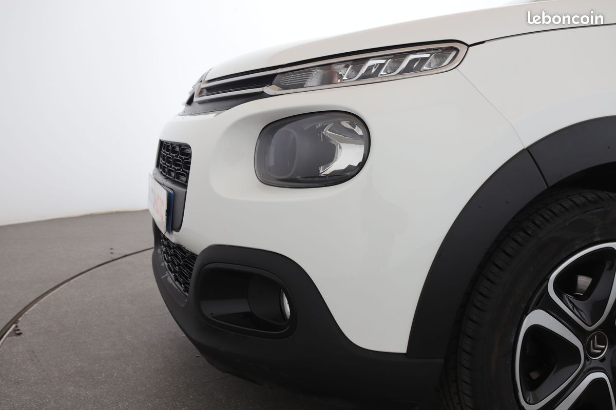 Citroen C3 1.2 PureTech Shine 82 ch (image 24)
