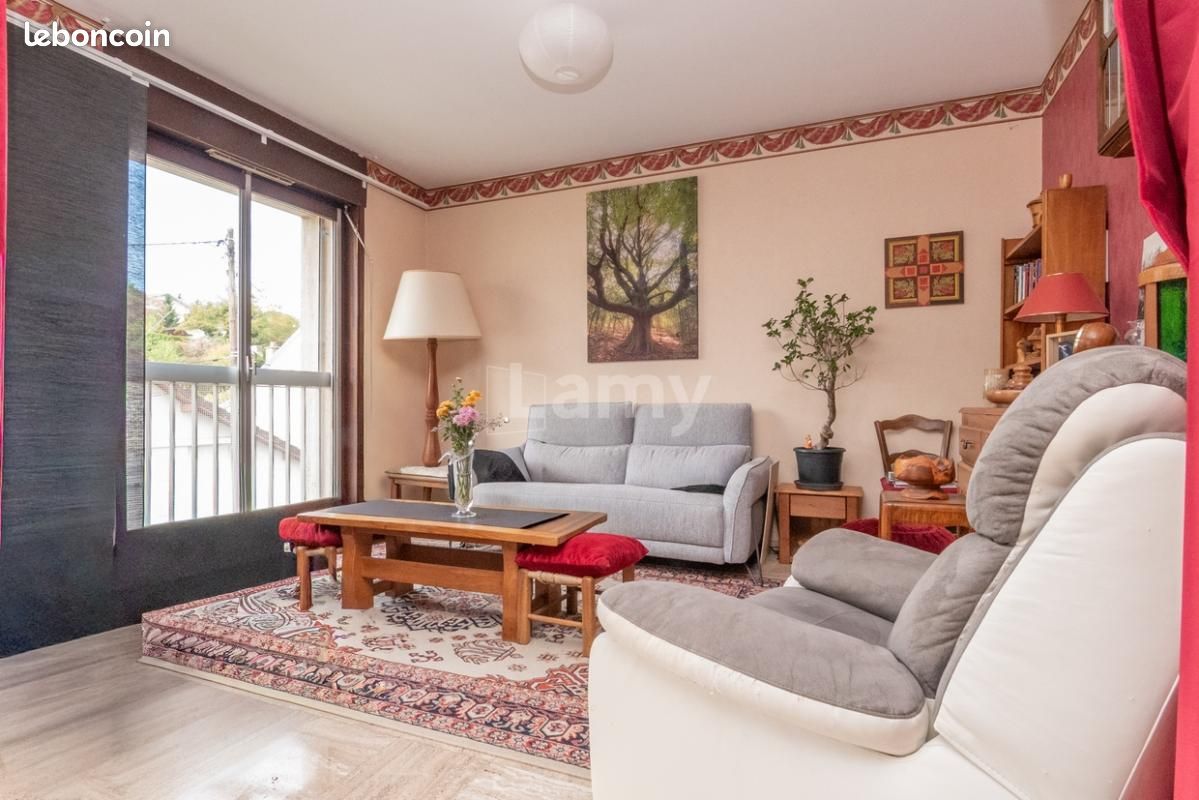 Appartement 3 pièces 79 m² · à Lons-le-Saunier · 79 m² · 156 000 €