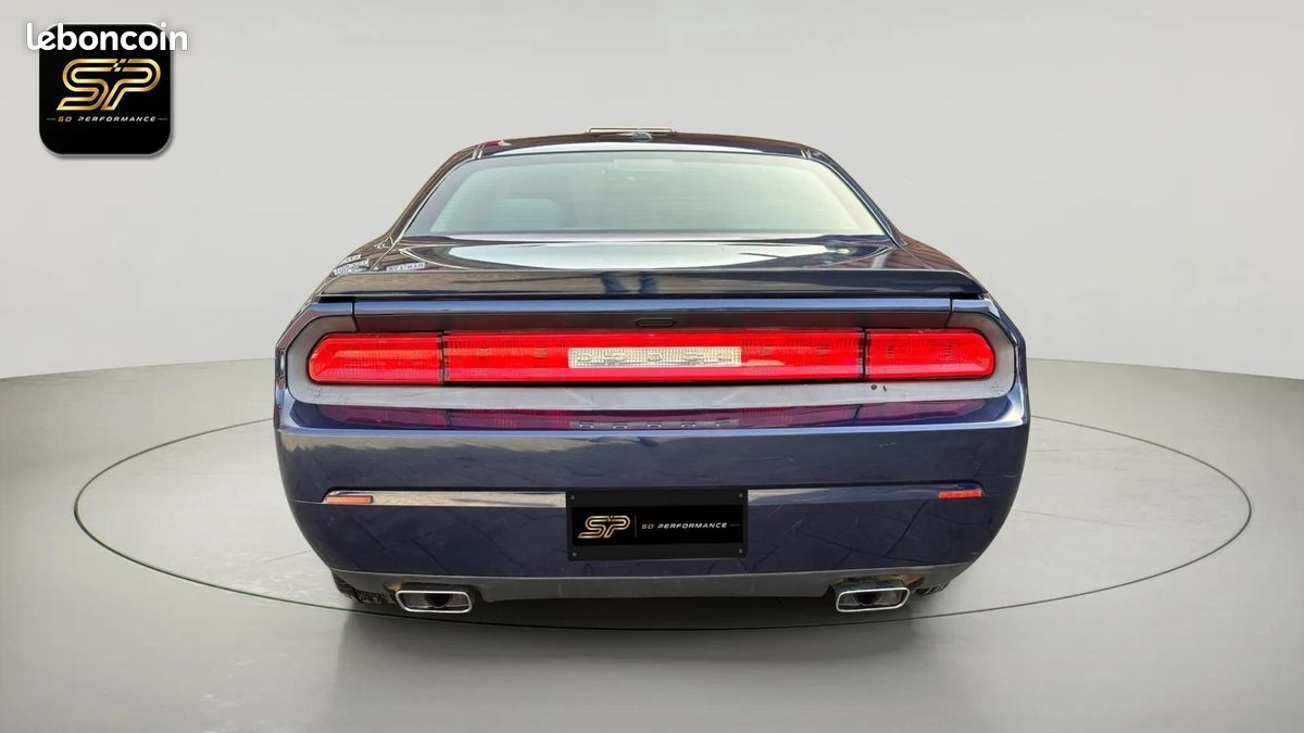 Dodge CHALLENGER R/T * 5.7 V8 HEMI * Boîte Automatique * Cuir * Caméra * Échappement Sport * Pack Sport (image 11)