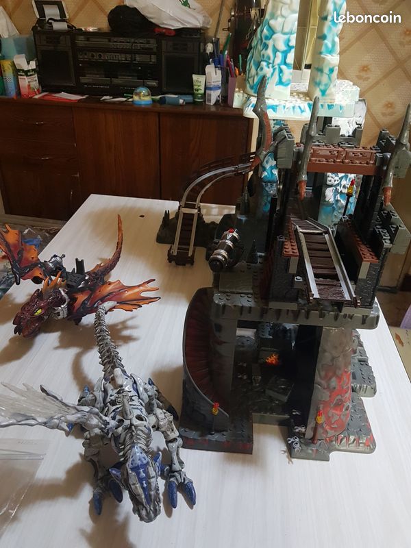 MEGA BLOKS Dragons Fire and Ice 9858 (image 2)