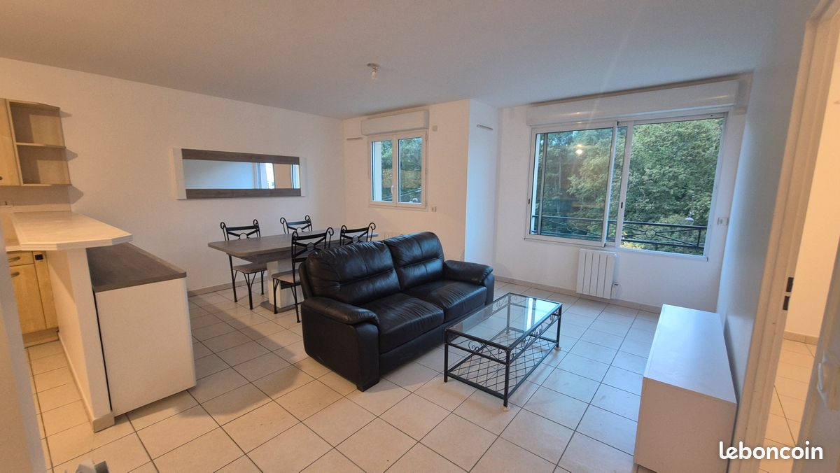 Appartement 2 pièces 47 m² · à Châtenay-Malabry · 47 m² · 1 025 €/mois