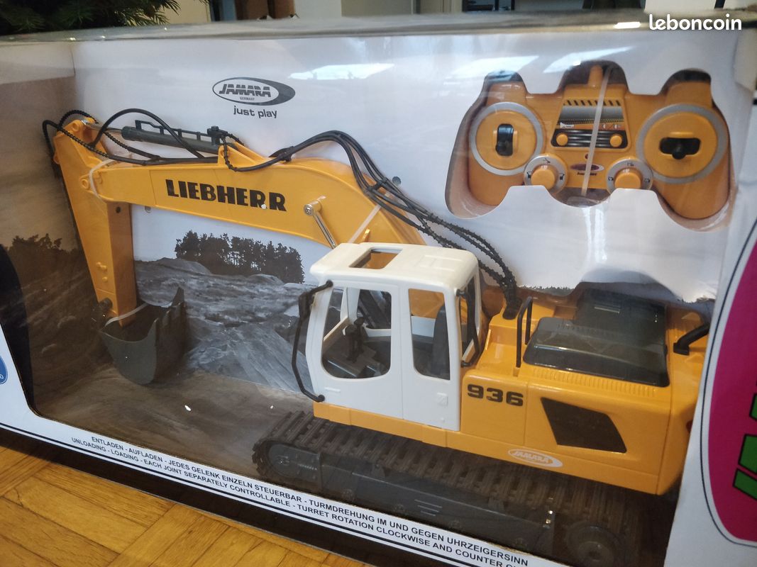 Pelleteuse Liebherr R936 1:20 2,4GHz (image 2)