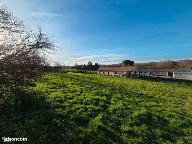 Terrain 2515 m² L ISLE JOURDAIN