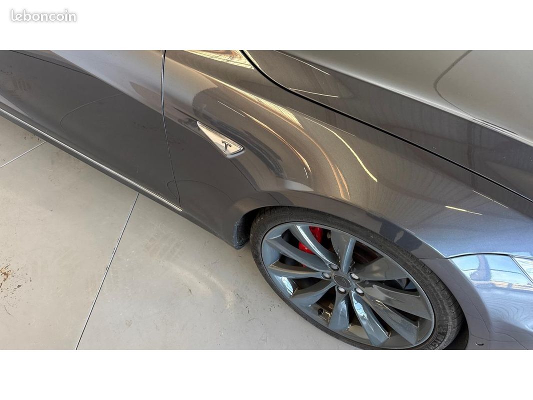 TESLA MODEL S 85D / 700 ch / SUPERCHARGE GRATUITE / TOIT OUVRANT / SOH 91% (image 35)