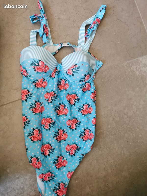 Maillot de bain pinup (image 1)