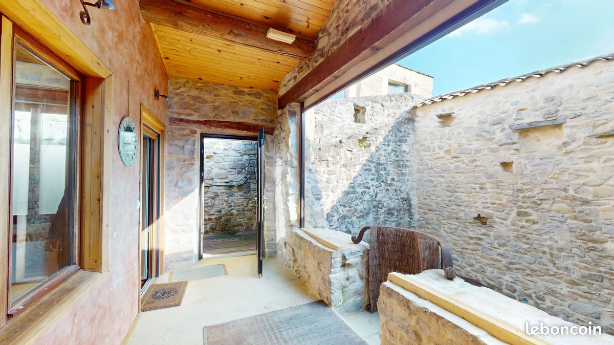 Maison 8 pièces 160 m² · à Mauressargues · 160 m² · 249 000 €
