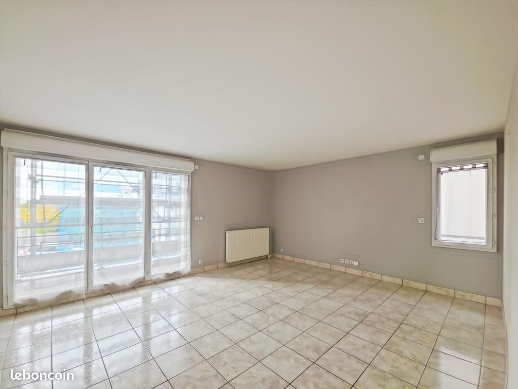 Appartement 3 pièces 68 m² · à Fleury-les-Aubrais · 68 m² · 850 €/mois