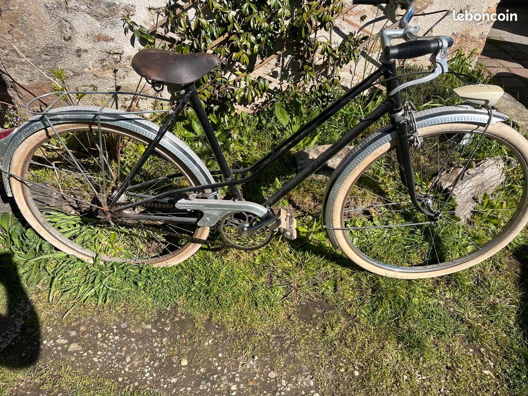 Vélo Disney Princesses Fille 3/5ans Remise en main propre : Achat occasion | Vélos Disney 3 ans