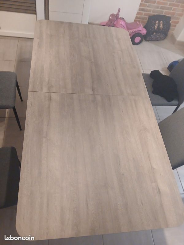 Table de salle a manger (image 2)