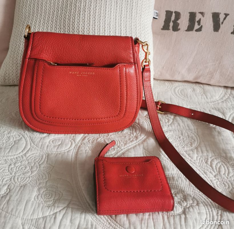 Sac cuir MARC JACOBS bandoulière et portefeuille assorti (image 1)