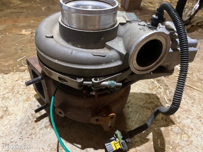 Turbo GARRETT GT4088KLV 859531-0004 – FENDT 930 933 936 939 942 Vario – MAN D15 (image 2)