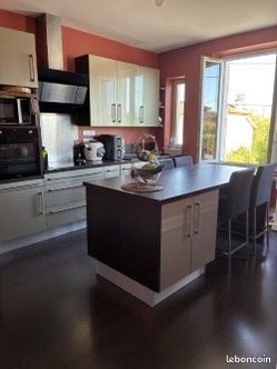 Appartement 5 pièces 112 m² · à Bourg-en-Bresse · 112 m² · 1 230 €