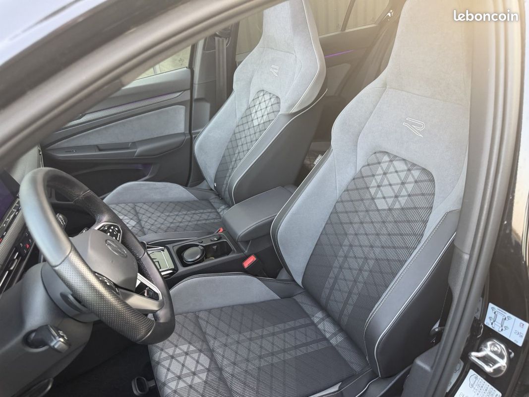 Volkswagen golf 2.0 TDI SCR 150 DSG7 R-LINE (image 12)