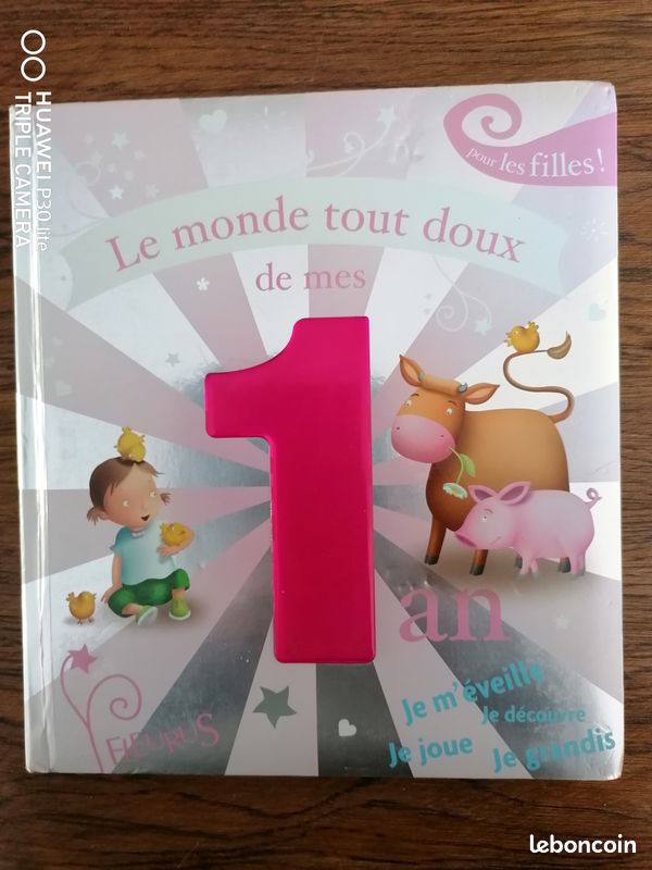 Livre " Le monde tout doux de mes 1 an" (image 1)