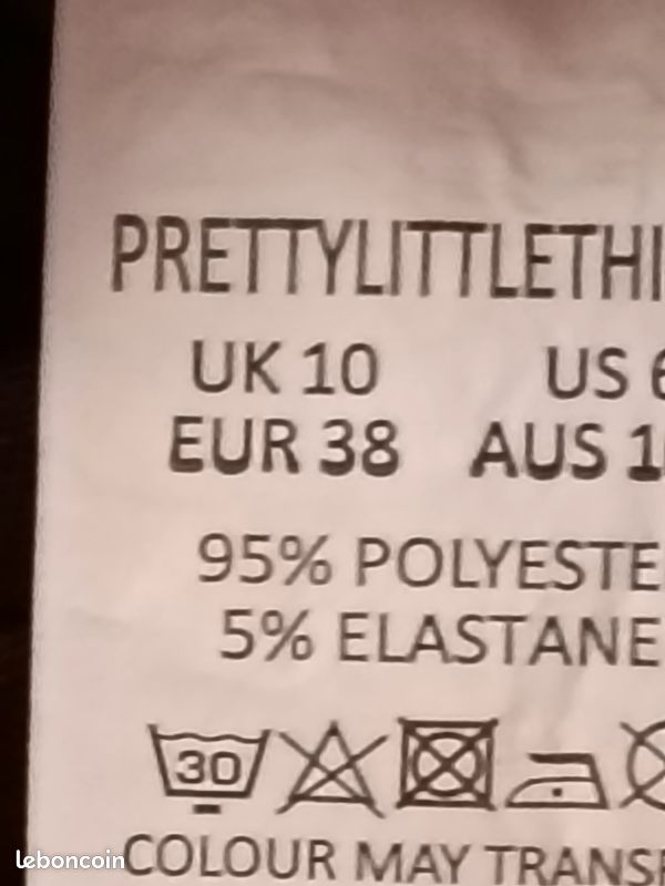 Robe noire Prettylittlething taille 38 (image 11)