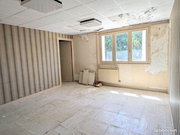 Maison divisible en appartements et terrain détachable — 12
