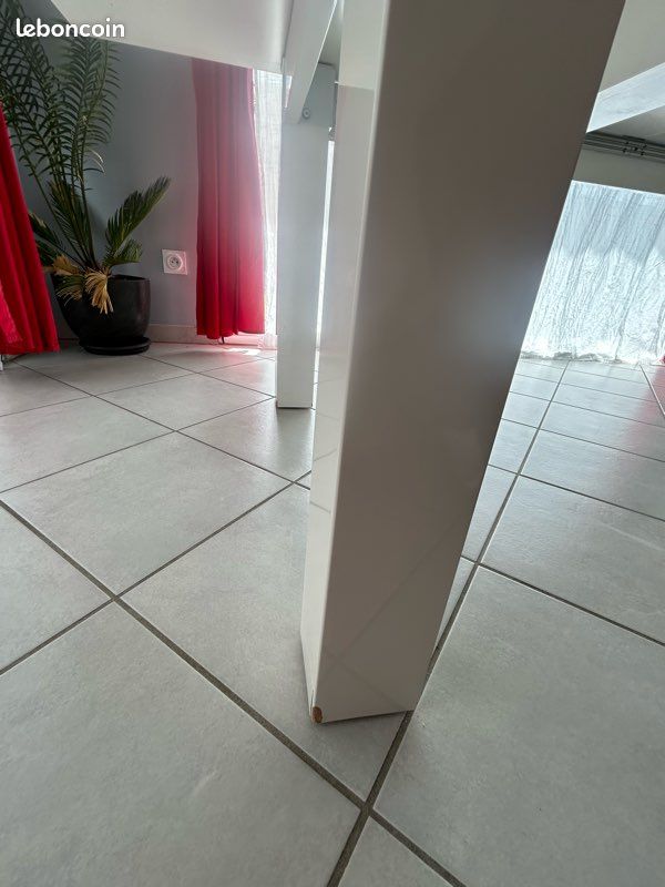 Table de salle à manger (image 7)