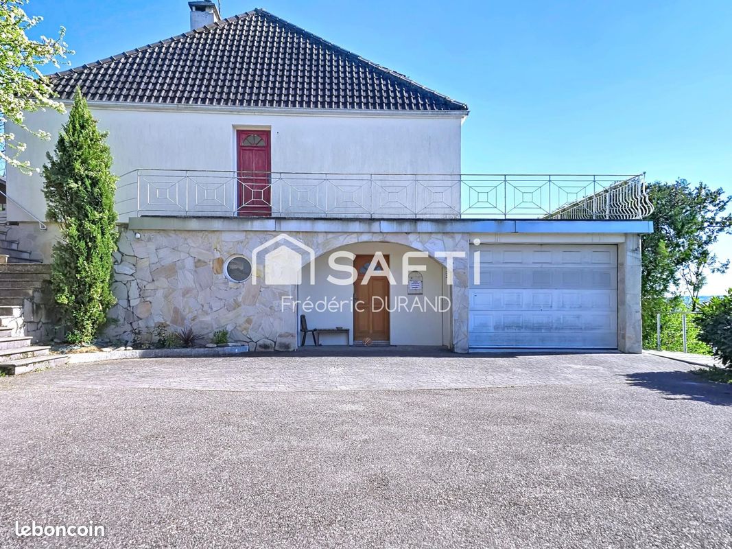 Maison 8 pièces 237 m² (image 2)