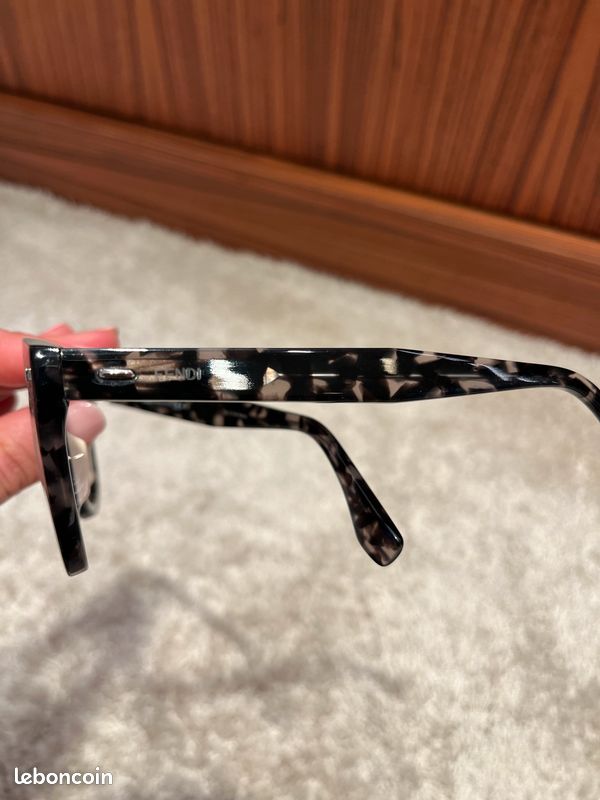 Lunettes Soleil Fendi Femme (image 4)