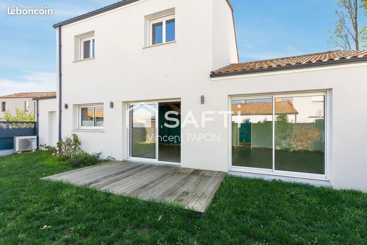 Maison 6 pièces 125 m² · à Saint-Julien-de-Concelles · 125 m² · 361 800 €